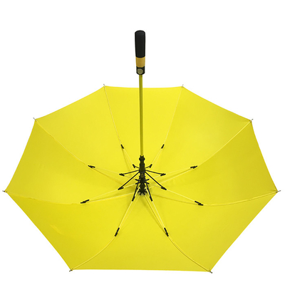 Grande ombrello di golf di dimensione di colore della vetroresina del tessuto di seta naturale giallo dell'asse per gli uomini