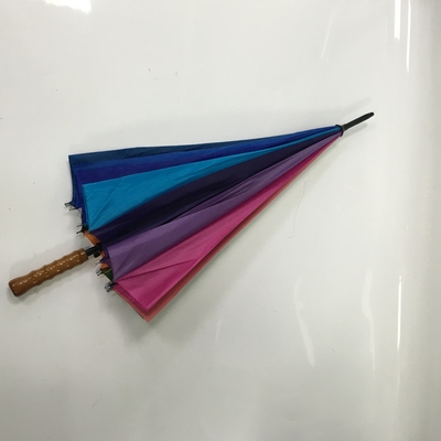 16 colori Rainbow Umbrella Metal Shaft Manico di legno Pongee Cover