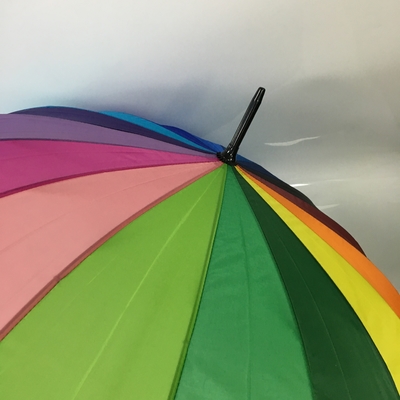 16 colori Rainbow Umbrella Metal Shaft Manico di legno Pongee Cover