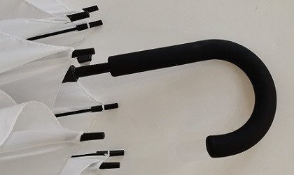 23 pollici 8 costole di fibra di vetro Auto Open Stick ombrello con manico di plastica rivestito di gomma J forma