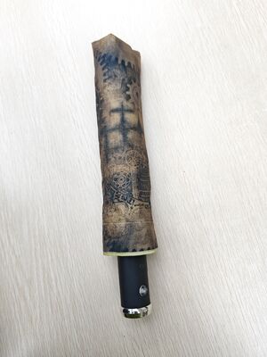 Parasole di sicurezza auto-aperto/chiuso illuminato a LED con fascia riflettente per visibilità notturna