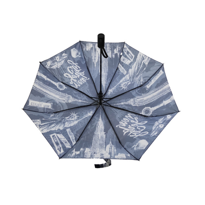 Un ombrello aperto automatico di 3 volte di BSCI con la maniglia di legno